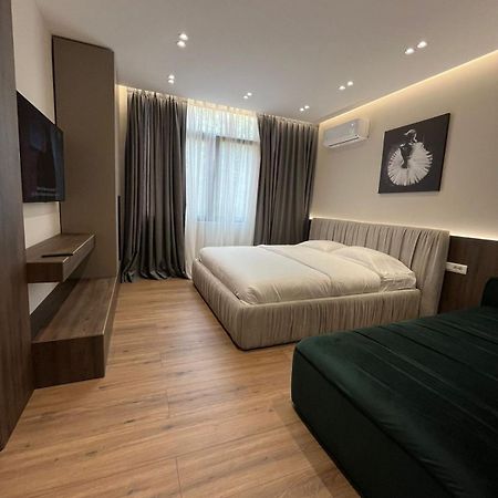 Lux Stay Tirana Exterior photo