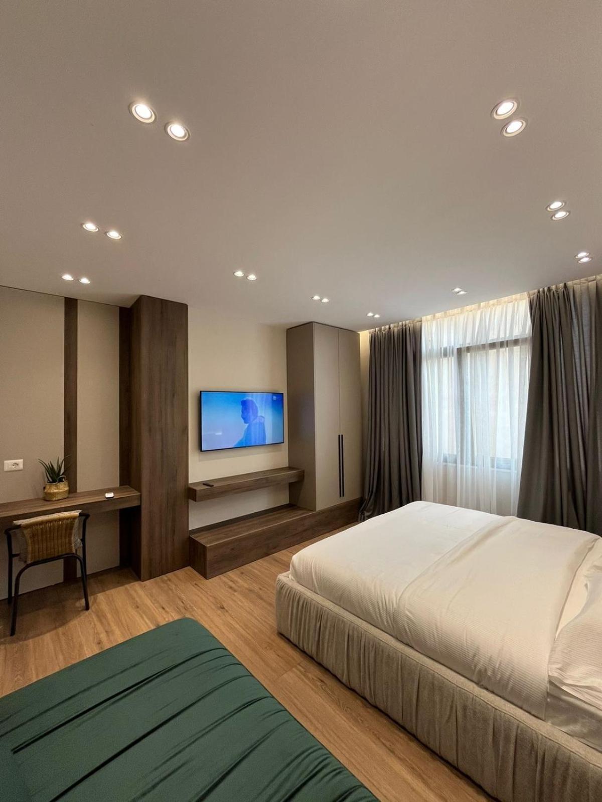 Lux Stay Tirana Exterior photo