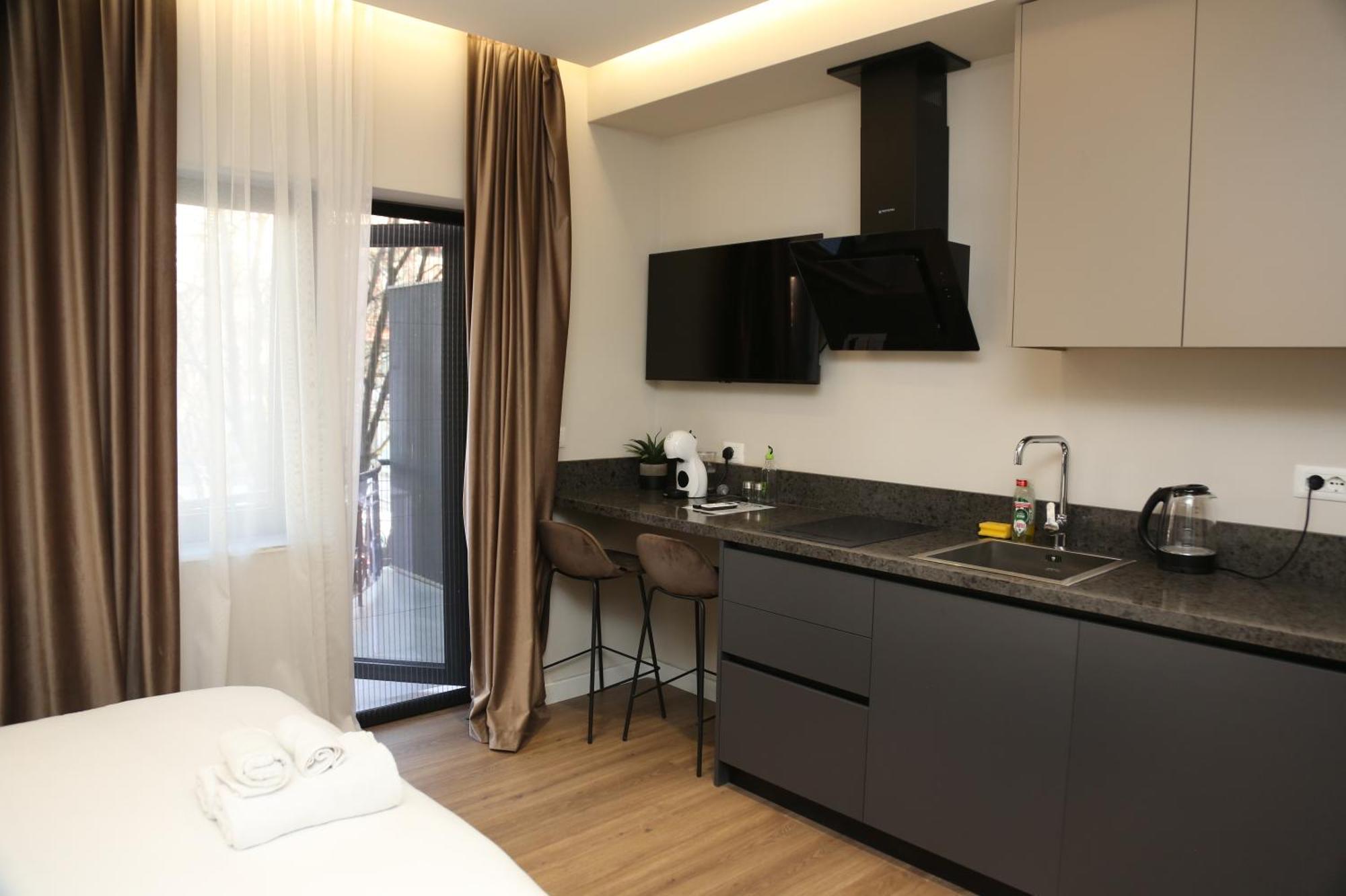 Lux Stay Tirana Exterior photo
